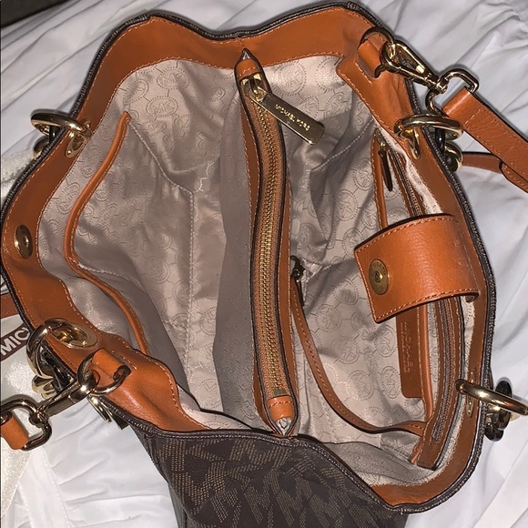 Purse - Picture 4 of 5